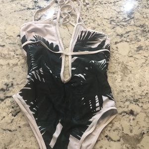 Never worn shein suit